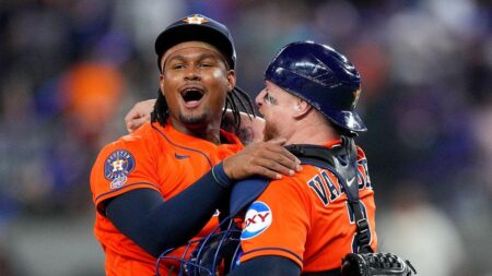 Astros’ Alimber Santa becomes first pitcher since 1900 to participate in a no-hitter during his MLB debut