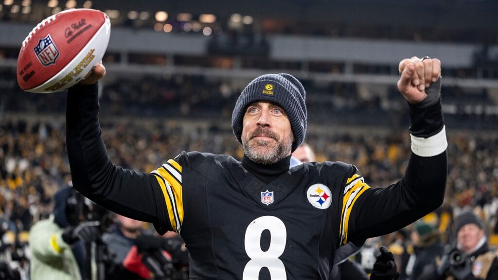 Steelers legend Jerome Bettis says there’s ‘excitement in the air’ as Aaron Rodgers returns for final season