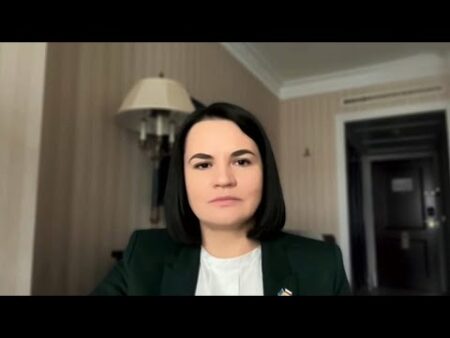‘Lukashenka will fulfil all orders of Putin,’ Tsikhanouskaya says amid threats from Minsk and Moscow