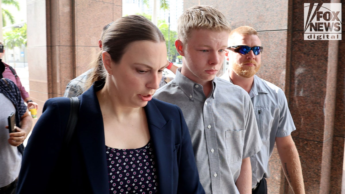 Timothy Hudson walking into the James Lawrence King Federal Justice building in Miami