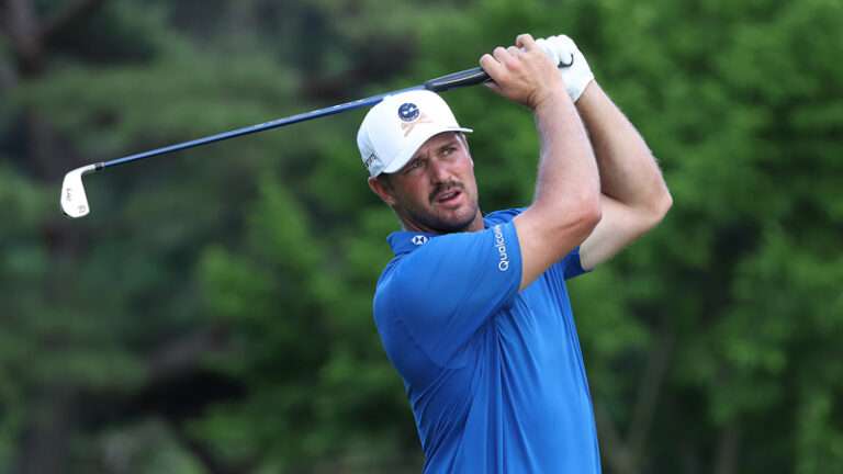 DeChambeau, Howell, Vincent Out Front After Round 1 Of LIV Golf Korea DeChambeau, Howell, Vincent Out Front After Round 1 Of LIV Golf Korea