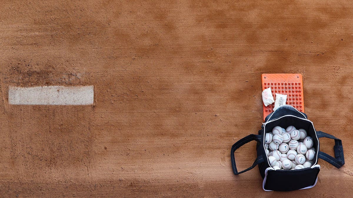 Baseball-Gear-Photo-1.jpg