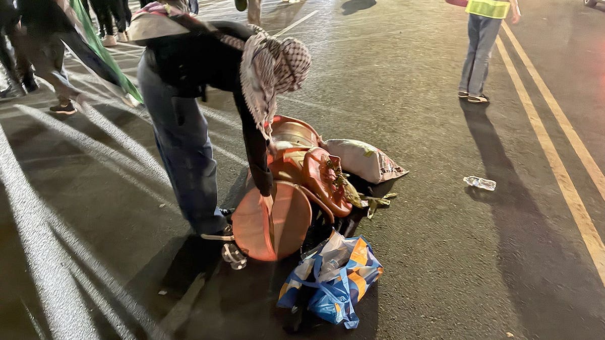 Doremus Avenue protesters at Delaney Hall place barricades