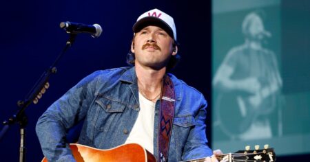 Morgan Wallen Flips Over Piano On Stage After Experiencing Technical Difficulties During Show