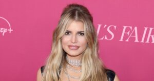 Jessica Simpson Defends Kids Flying Coach After Nick Lachey Confirmed She Sat 1st Class Without Them