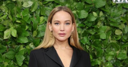 Jennifer Lawrence’s Maxi Dress Is Incredibly Lengthening — All Because of This 1 Detail