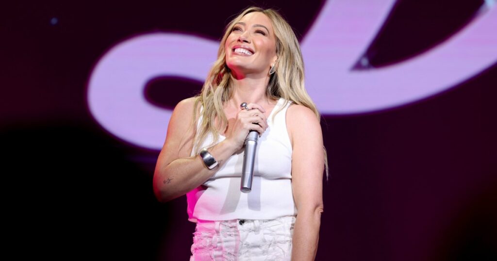 The Exact Thickening Spray Behind Hilary Duff’s ‘Just Stepped Out of the Ocean’ Cover Look
