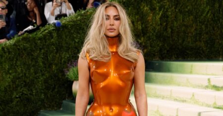 Kim Kardashian and Meghan Markle Love This  Body Oil for Stretch Marks