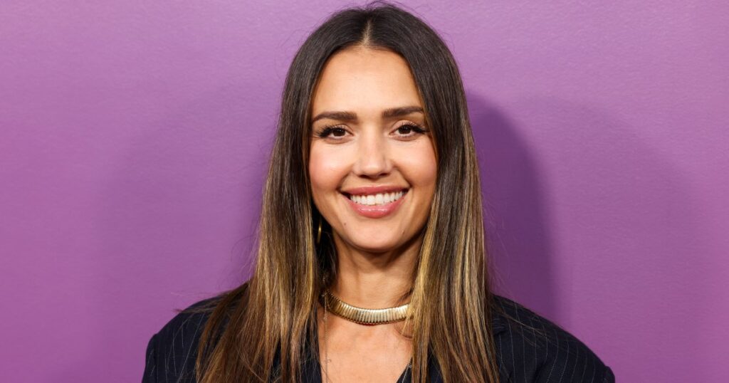 Jessica Alba’s Favorite Rich-Girl Jeans Label Is Significantly Marked Down at Nordstrom