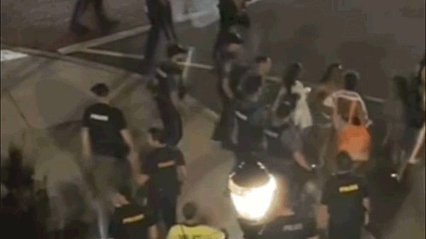 Rowdy teen takeover hits popular beach hot spot with wave of arrests, assaults, emergency curfew: video Rowdy teen takeover hits popular beach hot spot with wave of arrests, assaults, emergency curfew: video