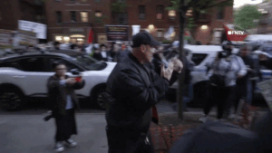 Video shows clashes erupt outside synagogue as anti-Israel mob wreaks havoc at real estate expo