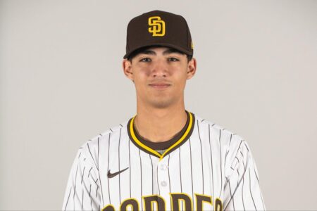 Padres prospect self-deports to Mexico after pleading guilty to human smuggling charge
