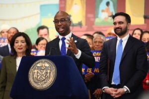 NYC dumping record B into public schools — at whopping K per pupil — despite plummeting enrollment, poor test results