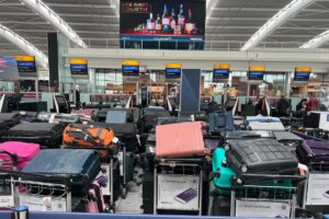 20,000 bags stranded after technical issue at Heathrow Airport leaves travelers scrambling