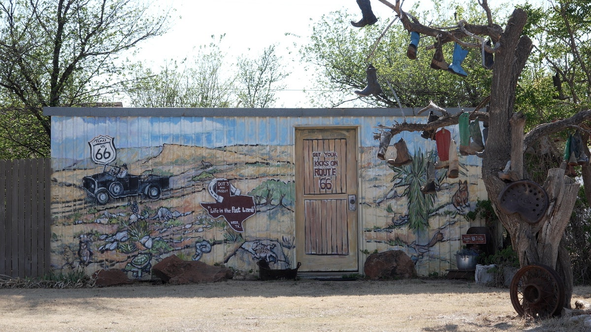 Dot's Mini Museum in Vega, TX
