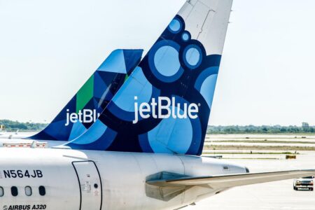 JetBlue returns to Charlotte Airport for first time since 2024 to cover ‘rescue fares’ for Spirit customers