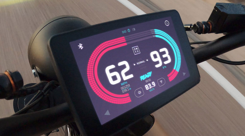 Onyx RCR dashboard display showing speed, battery level, and system metrics