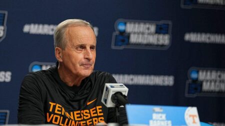 Tennessee coach Rick Barnes reflects on Kyle Busch’s tragic death and NASCAR’s emotional tribute
