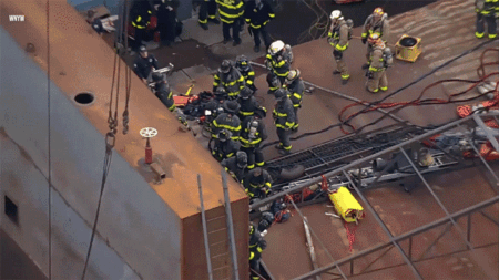 At least 1 killed, 34 firefighters and EMS workers injured in ‘major’ Staten Island shipyard explosion: FDNY