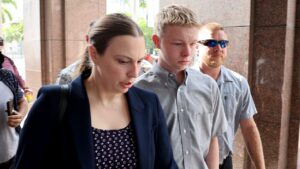 Teen stepbrother accused of killing Anna Kepner on Carnival cruise remains free before trial