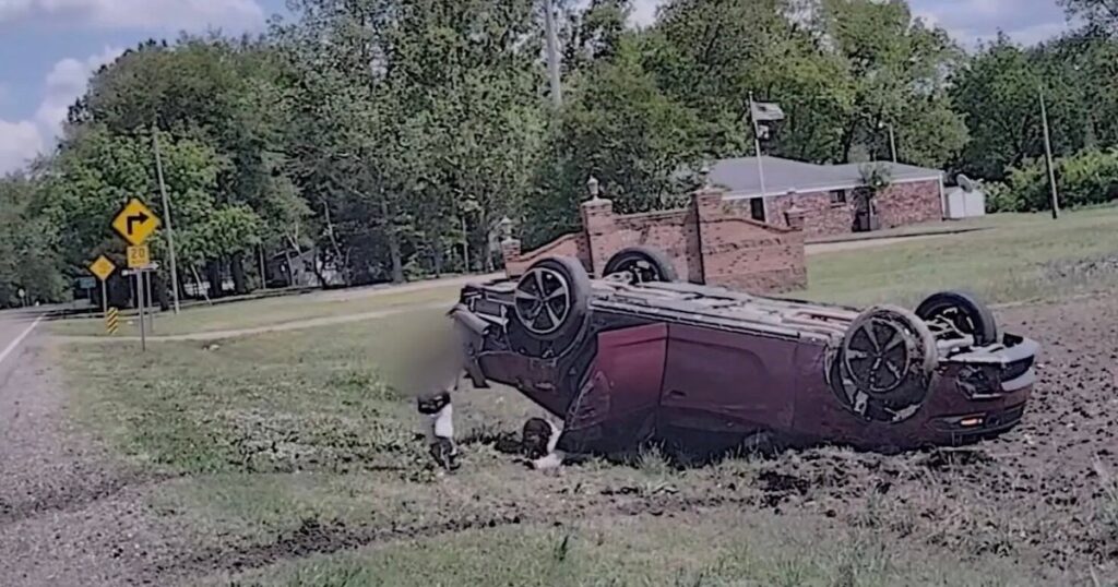 Toddler Seen Running From Wrecked Car After Chase With Arkansas Police Chase Ends in Crash