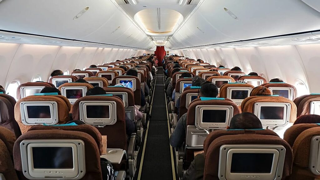 UK considers airline blacklist for disruptive passengers