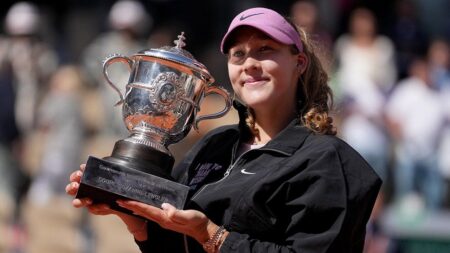 Mirra Andreeva, 19, wins French Open to become youngest women’s singles champion since 1992