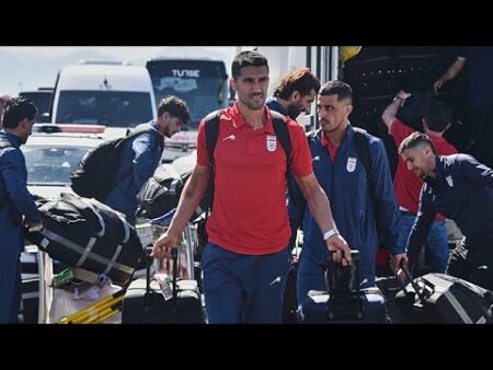 Iran football squad cleared for US entry but staff still await visas