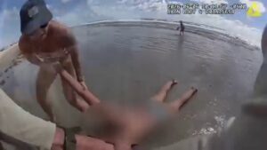 Florida deputy drags ‘unresponsive’ beachgoer from ocean in dramatic rescue