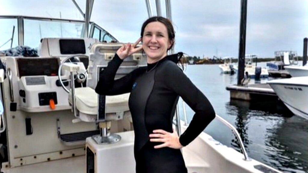 American Airlines flight attendant killed in tourist hot spot as investigators probe suspected boat strike