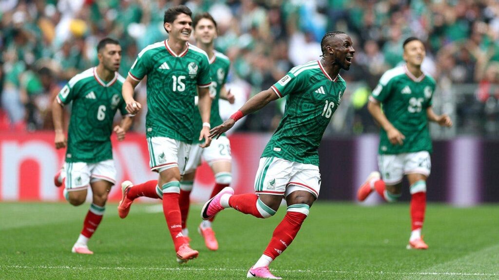 Mexico scores first goal of 2026 World Cup on home turf after emotional national anthem in opening ceremony