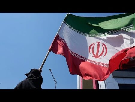 Tehran fires missiles at Jordan, Kuwait and Bahrain after renewed US strikes on Iran Tehran fires missiles at Jordan, Kuwait and Bahrain after renewed US strikes on Iran