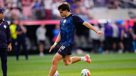 USMNT World Cup starts strong, Christian Pulisic sets up Team USA for a stunning first goal against Paraguay USMNT World Cup starts strong, Christian Pulisic sets up Team USA for a stunning first goal against Paraguay