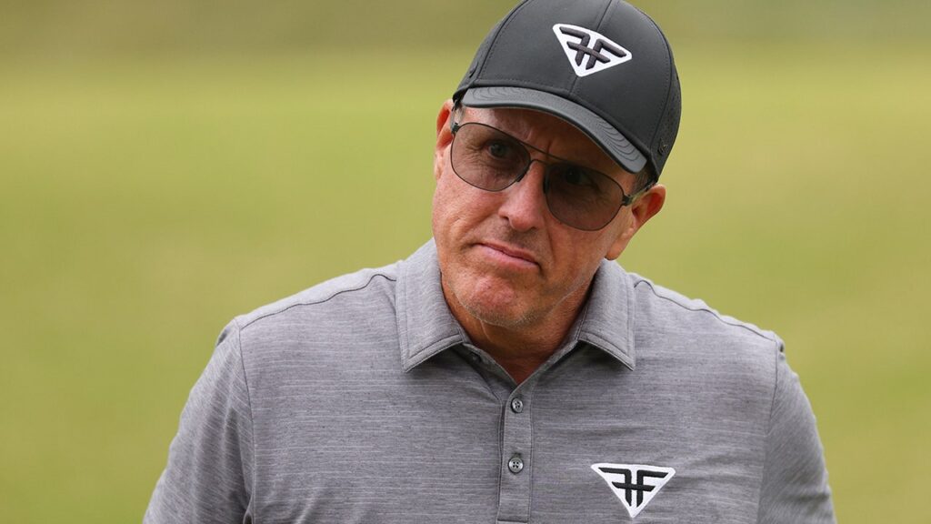 Phil Mickelson obtains defamation counsel to absolve ‘false rumors’ that got him booted from golf club Phil Mickelson obtains defamation counsel to absolve ‘false rumors’ that got him booted from golf club