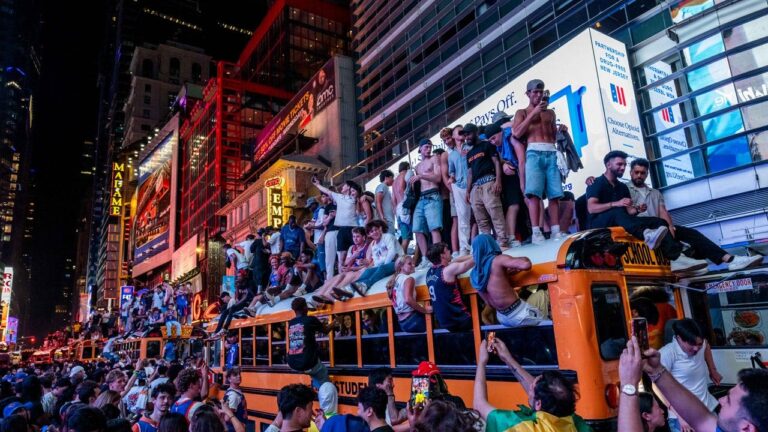 Teen shot in Times Square as Knicks championship celebrations turn chaotic Teen shot in Times Square as Knicks championship celebrations turn chaotic