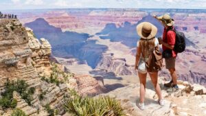 Hikers face urgent Grand Canyon heat warning after teen’s death on popular trail