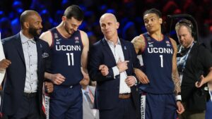UConn basketball coach floats potential game at White House after UFC event