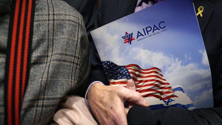 Florida man indicted for allegedly plotting mass shooting targeting Jewish employees at advocacy organization