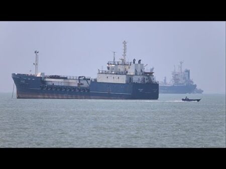Trump signs initial deal to end Iran war and open Strait of Hormuz as nuclear talks continue Trump signs initial deal to end Iran war and open Strait of Hormuz as nuclear talks continue