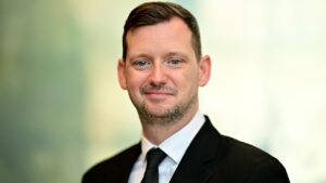 ESPN analyst Matt Miller says he underwent life-saving amputation of left arm after car accident ESPN analyst Matt Miller says he underwent life-saving amputation of left arm after car accident