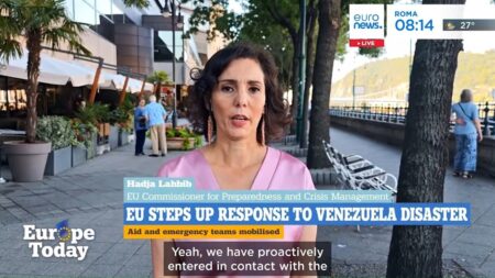 EU Crisis Commissioner: “Every second counts” in Venezuela