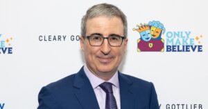 John Oliver Mocks Freedom 250 Concerts as Stars Pull Out: ‘People You Haven’t Thought About Since 2009’ John Oliver Mocks Freedom 250 Concerts as Stars Pull Out: ‘People You Haven’t Thought About Since 2009’