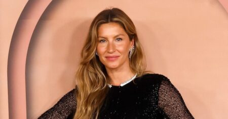 Gisele Bundchen’s Slimming Swimsuit Style Is Incredibly Flattering on Women Over 40