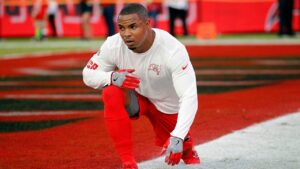 Ex-NFL player Doug Martin’s family sue Oakland police, allege restraint asphyxia in fatal mental health crisis