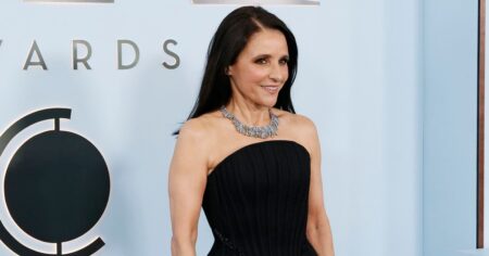 Julia Louis-Dreyfus’ Flawless Tony’s Makeup Included This Viral Foundation for Mature Skin