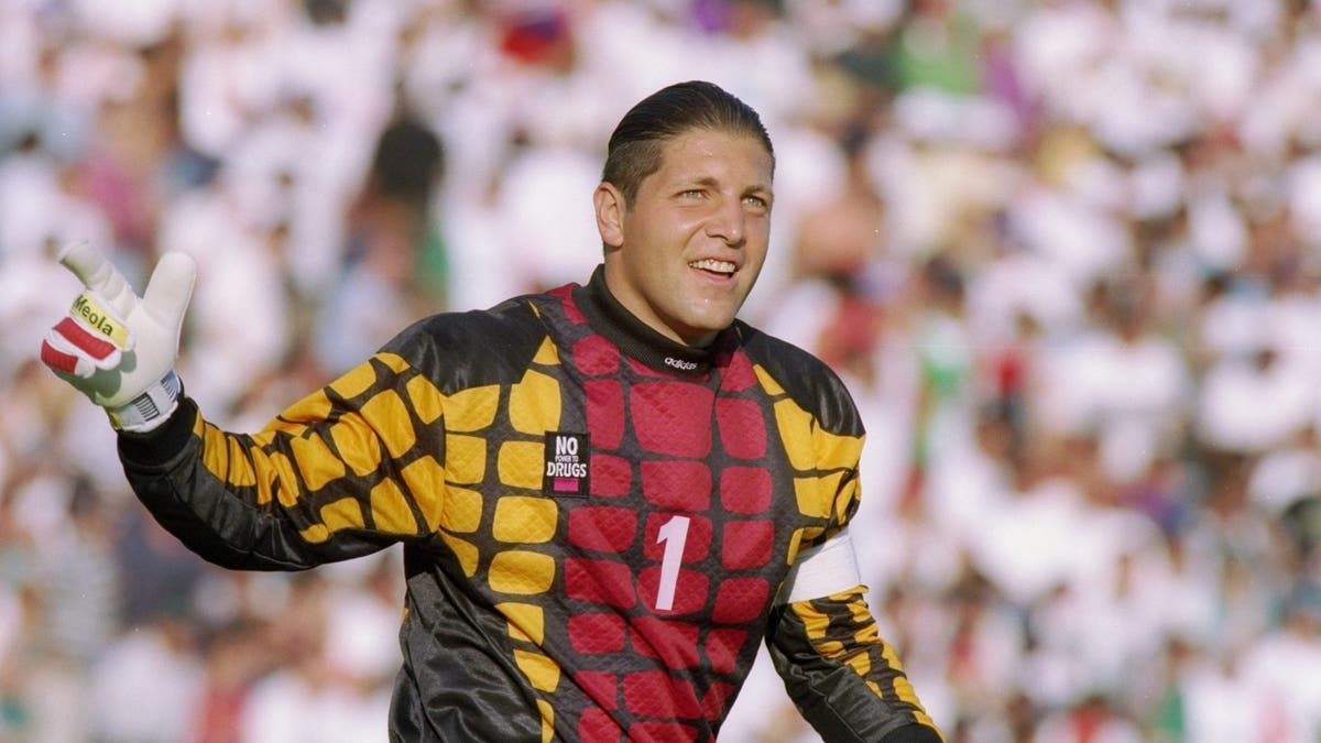 Tony Meola was one of the breakout stars at USA '94 (Mandatory Credit: Al Bello/Allsport)