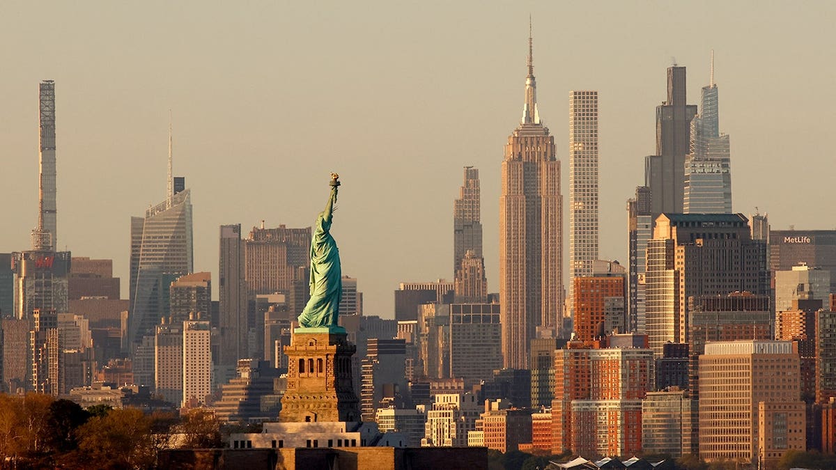 Big Apple skyline