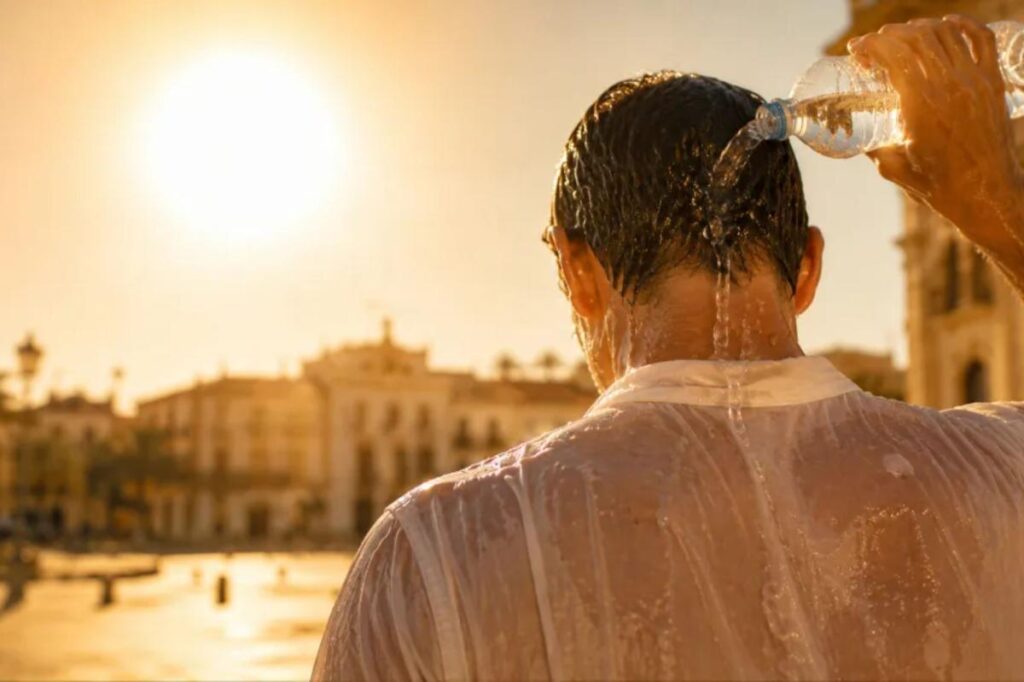 Traveling to Europe this summer? How to beat scorching temperatures during the unprecedented heat wave
