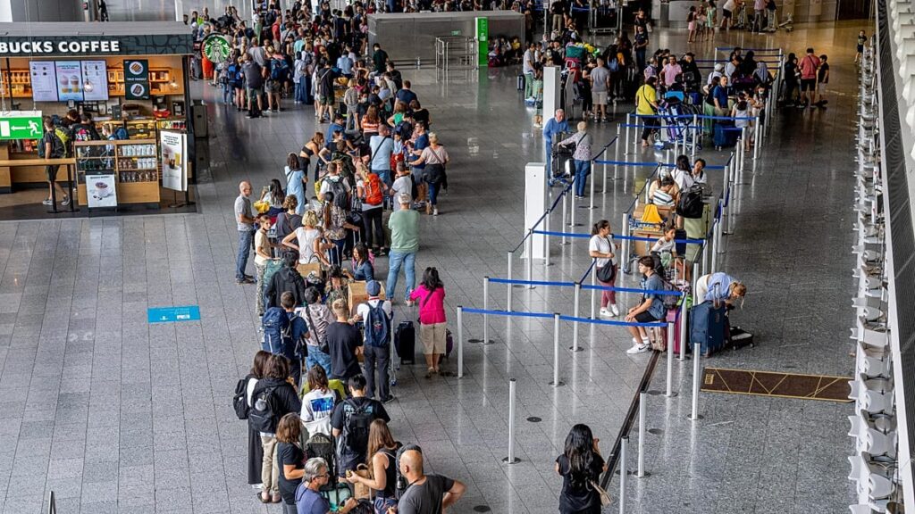Nine European countries urge EU to ease EES border checks