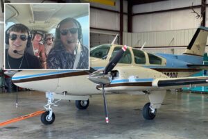 Father and son killed when their plane crashes on way home from a Cardinals game Father and son killed when their plane crashes on way home from a Cardinals game
